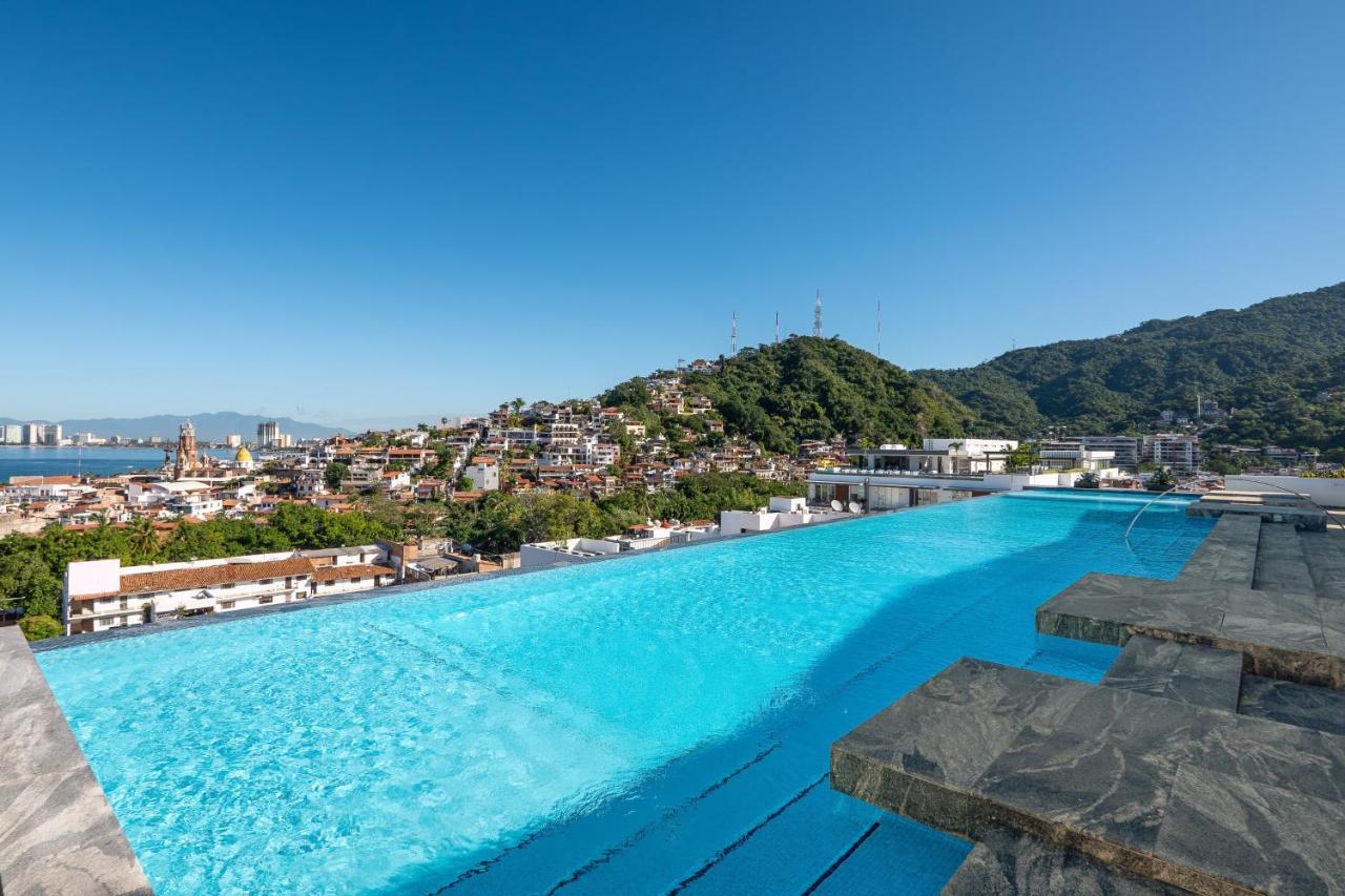 Madero 320 - 310 Hotel Puerto Vallarta Exterior photo